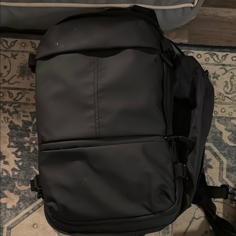 NEW Black Men's Backpack with Vacuum pack and vacuume